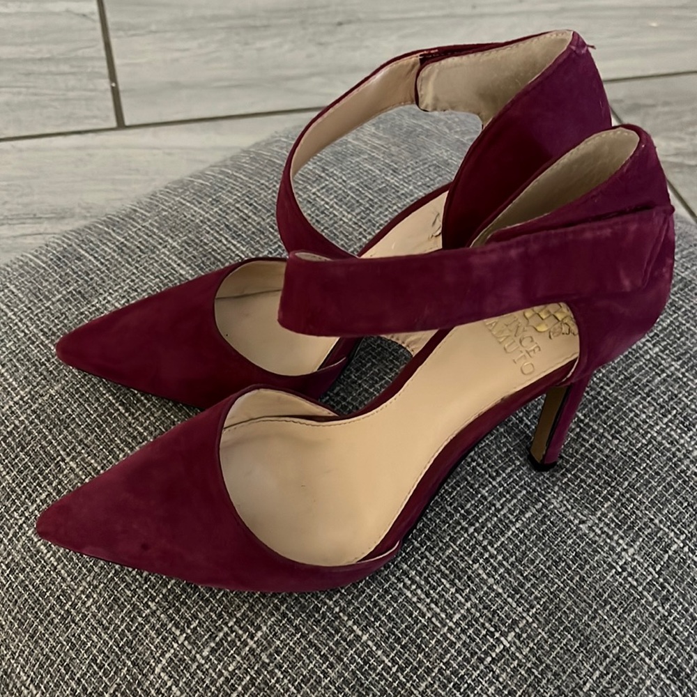Vince Camuto Burgundy Heels